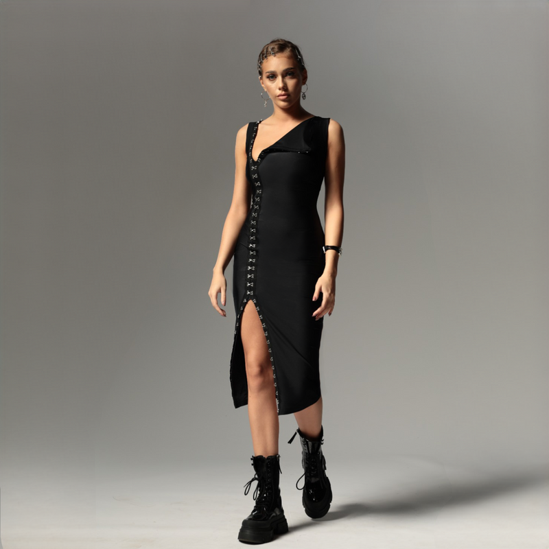 Rochie neagra din lycra cu copci metalice Alma
