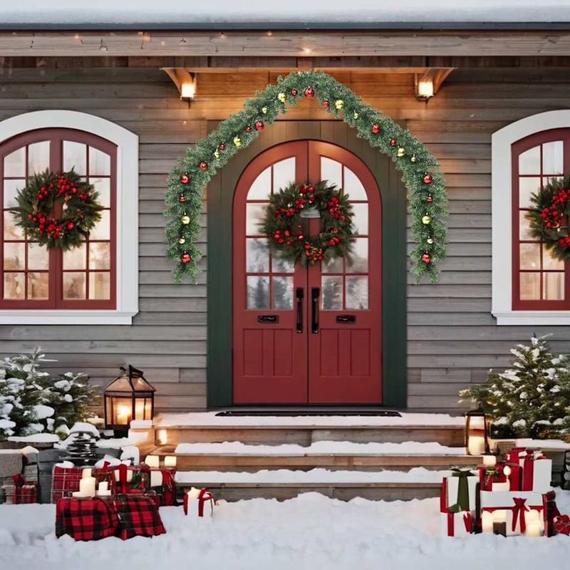 Ghirlandă de Crăciun decorată cu globuri și lumini LED, 5 m