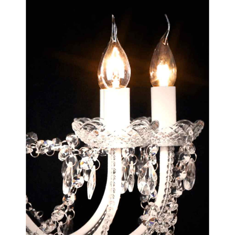 Candelabru cu 1600 cristale