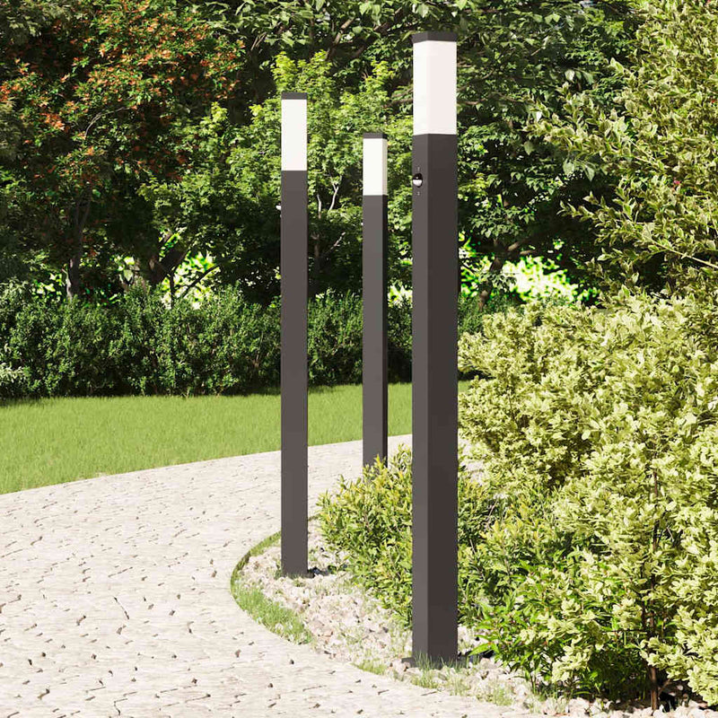Stâlpi iluminatori cu senzor, 3 buc., 110 cm, negru, IP44