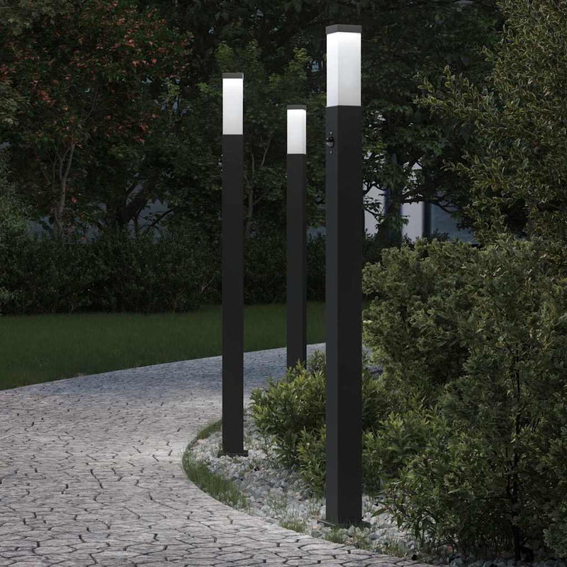 Stâlpi iluminatori cu senzor, 3 buc., 110 cm, negru, IP44
