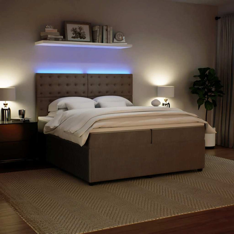 Pat box spring cu saltea, gri deschis, 200x200 cm, catifea