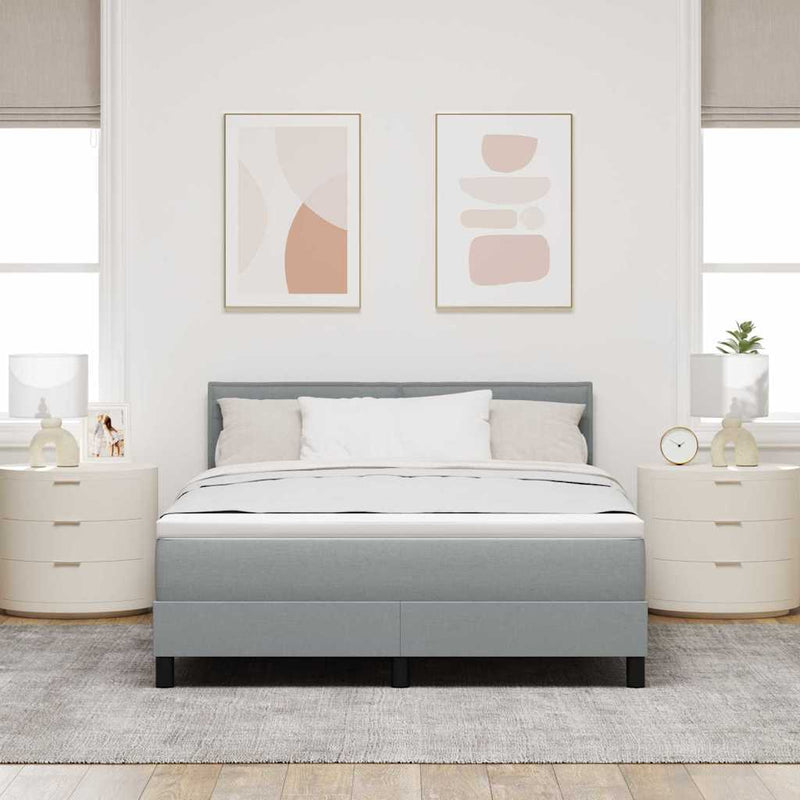 Pat cu arcuri cu headboard Gri deschis 140 x 190 cm țesătură
