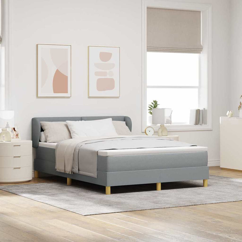 Pat cu arcuri cu headboard Gri deschis 140 x 200 cm țesătură