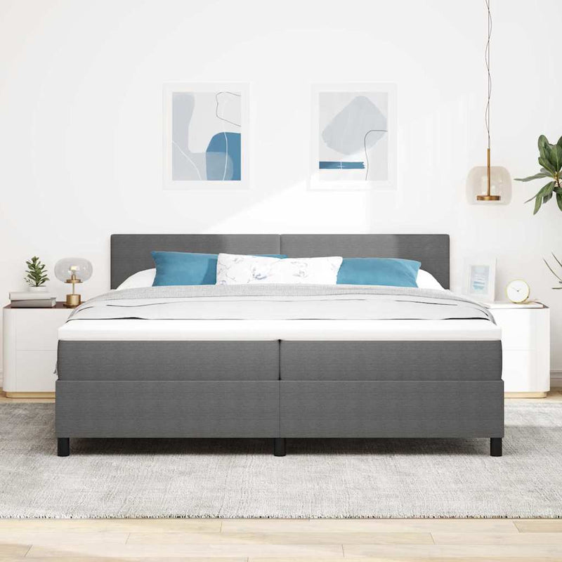 Pat cu arc LED cu headboard Gri deschis și alb. 200 x 200 cm