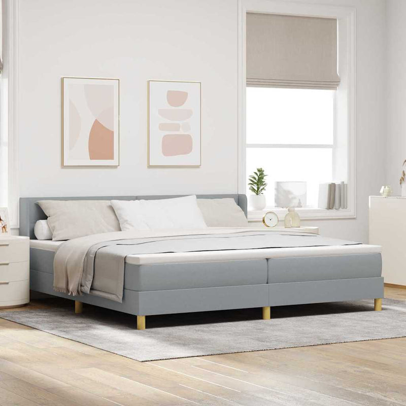 Pat cu arcuri cu headboard Gri deschis 200 x 200 cm țesătură