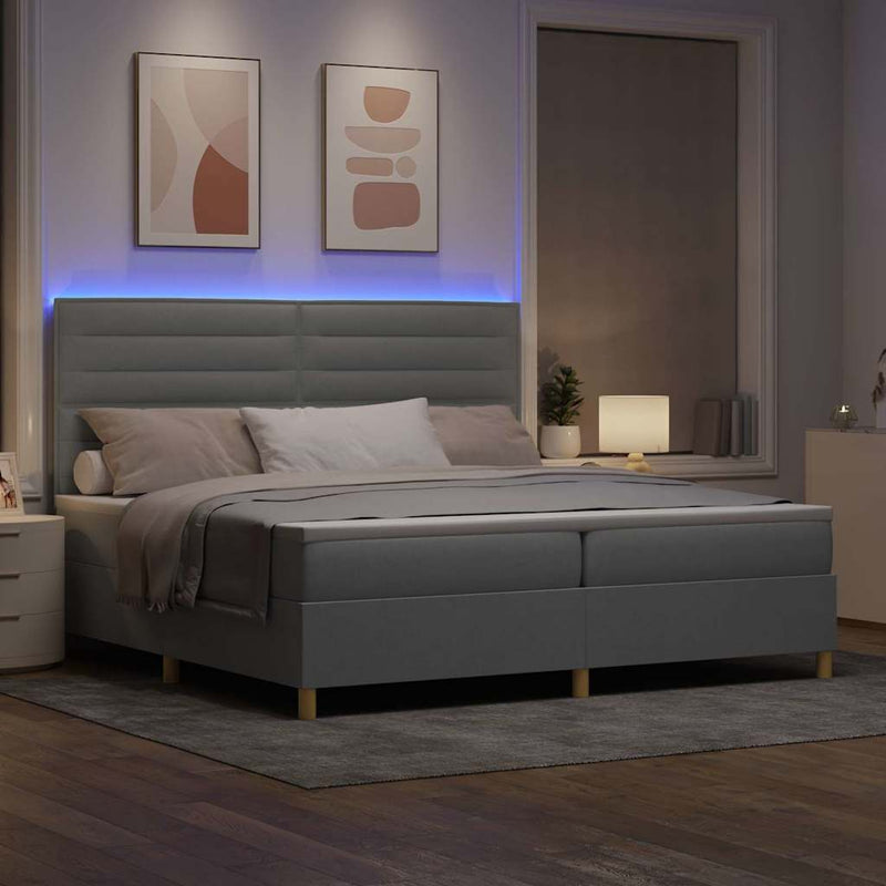 Pat cu arc LED cu headboard Gri deschis 200 x 200 cm țesătură