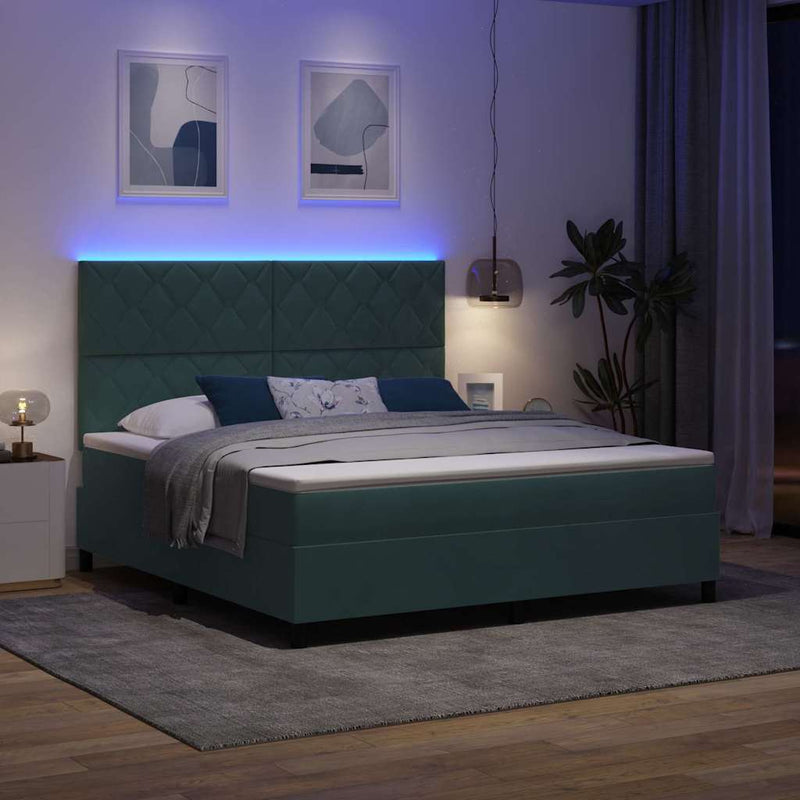 Pat cu arc LED cu headboard Verde închis 180 x 200 cm Catifea