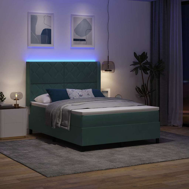 Pat cu arcuri cu benzi LED Verde închis 140 x 200 cm Catifea