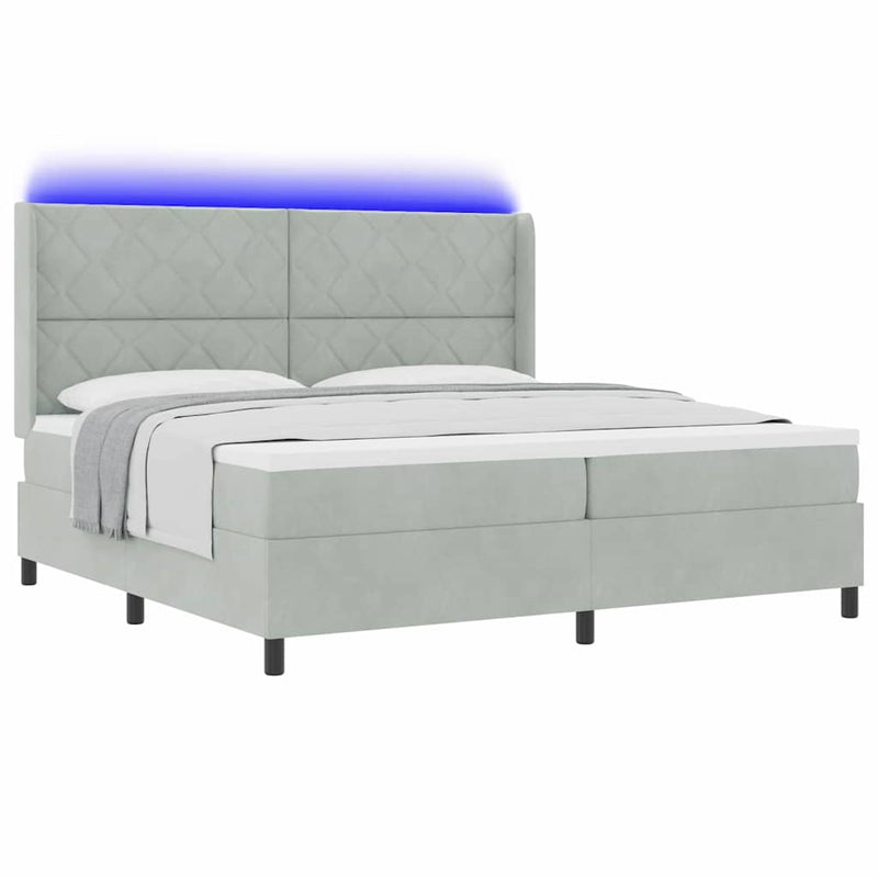 Pat cu arcuri cu benzi LED Gri deschis 200 x 200 cm Catifea