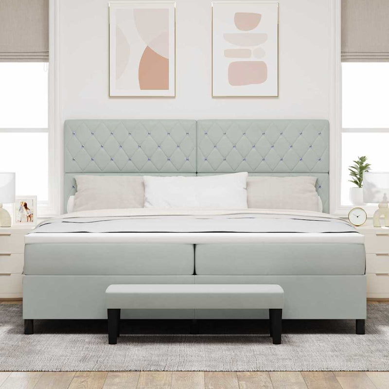 Pat cu arcuri cu headboard Gri deschis 200 x 200 cm Catifea