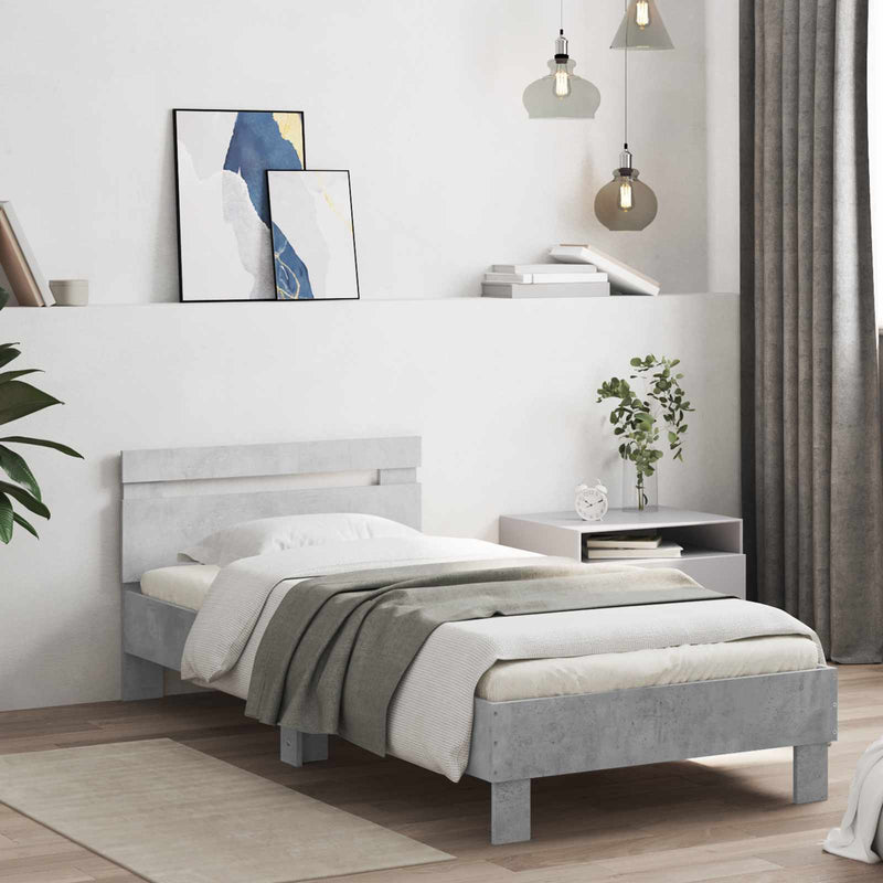 Cadru de pat cu benzi LED cu headboard Gri Beton Lemn prelucrat