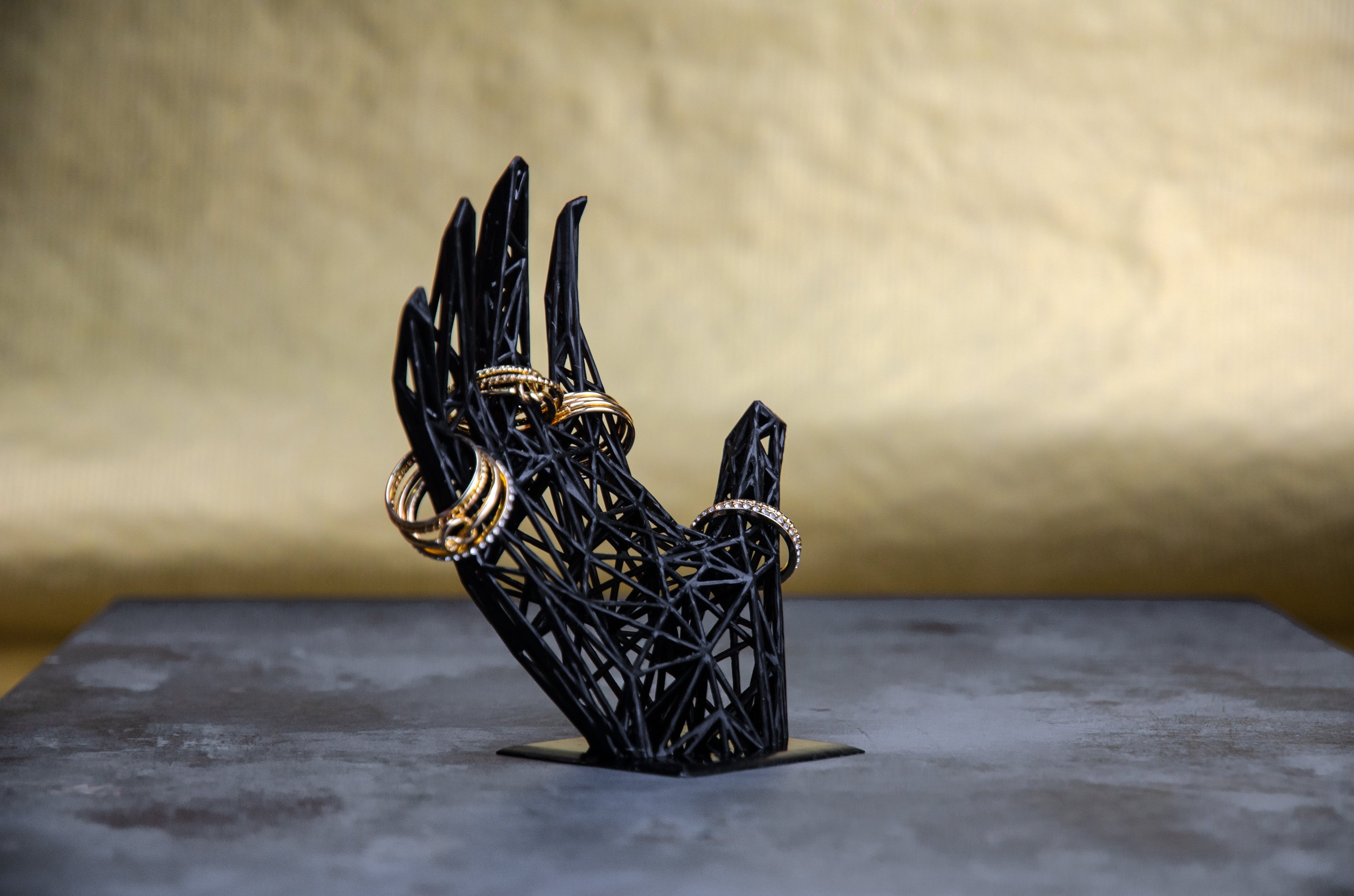 Minimalist Resin Ring Holder – Stylish Black Jewelry Display for Modern Bathroom Decor-1