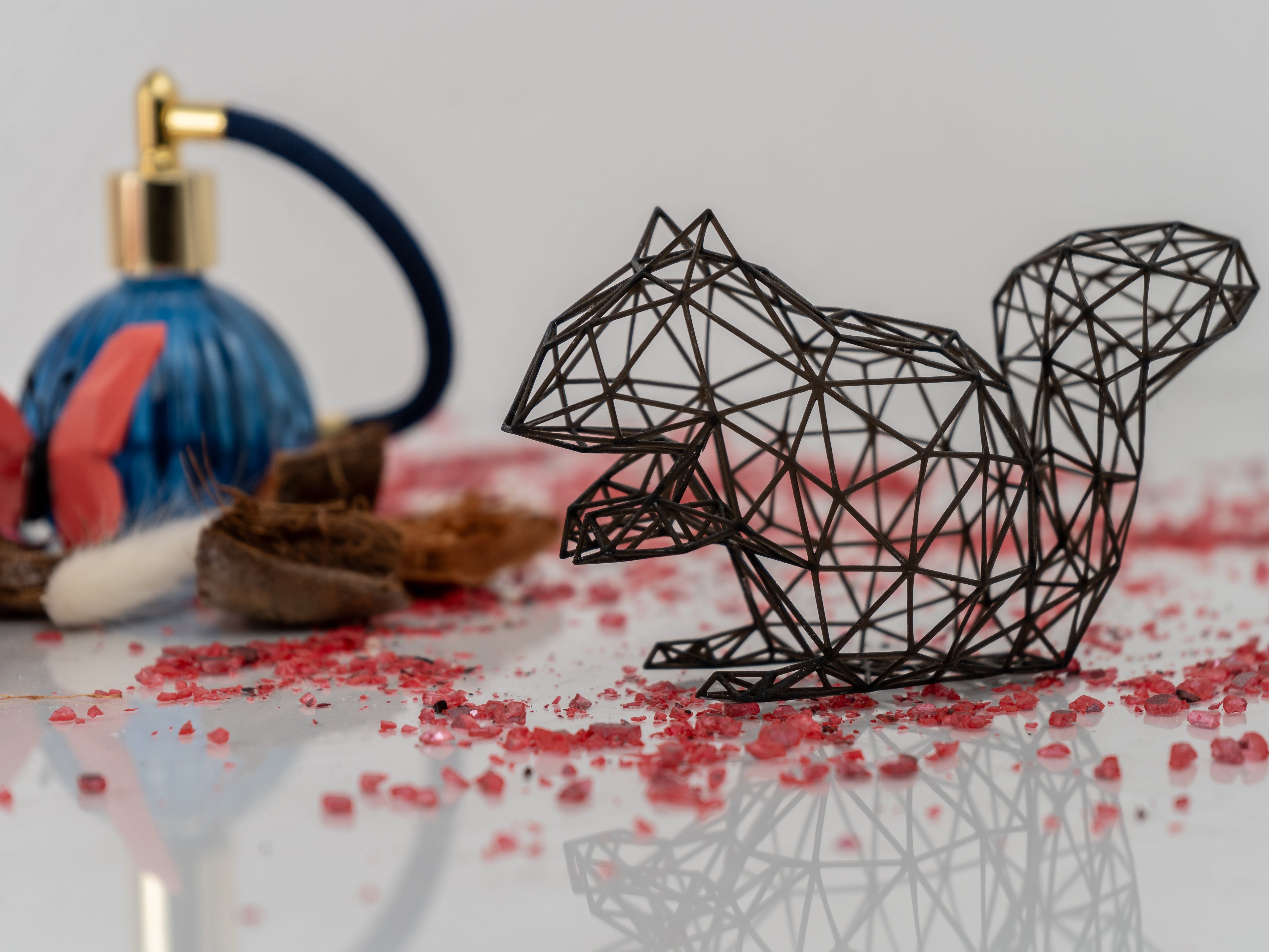 Enchanting Squirrel Wire Decor Sculpture-4