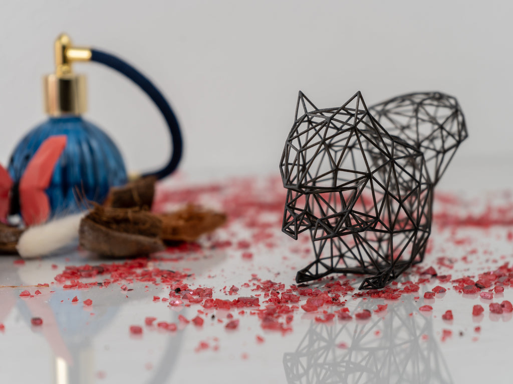 Enchanting Squirrel Wire Decor Sculpture-2