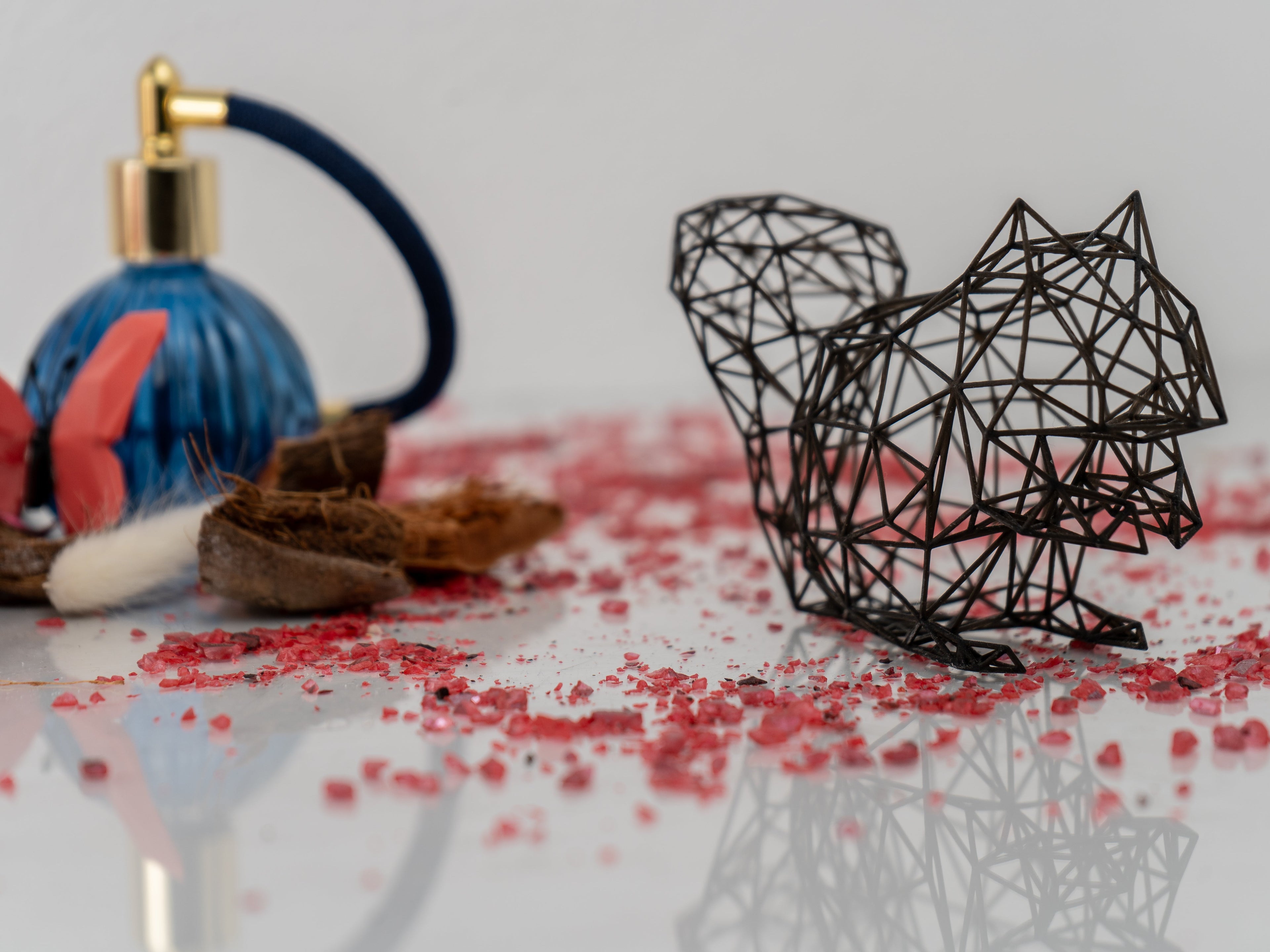 Enchanting Squirrel Wire Decor Sculpture-3